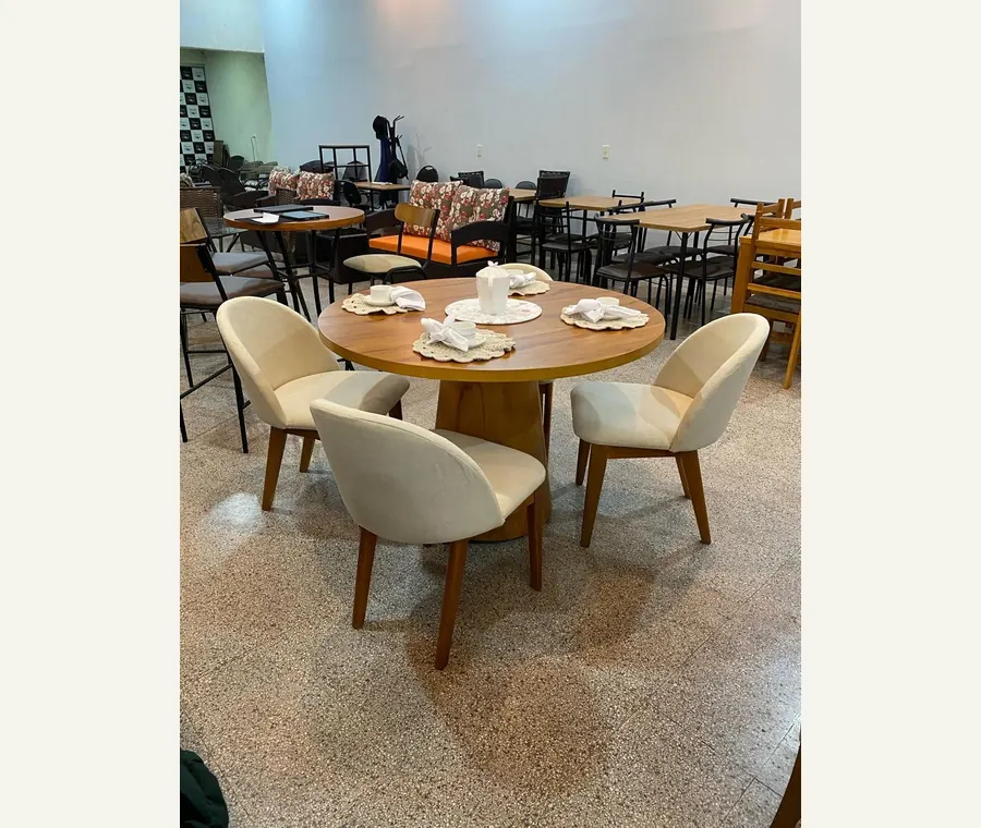 Mesa Elizabeth com Cadeiras REF 410